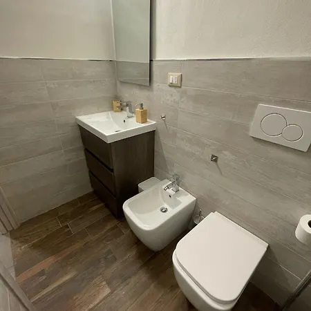 Airport Relax Guest house *